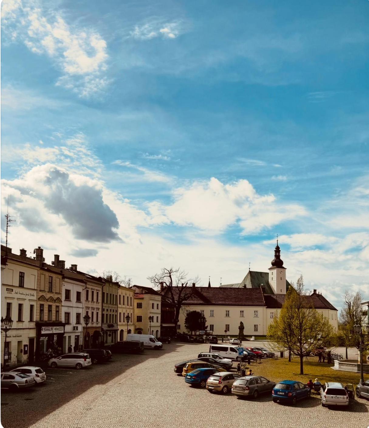 Hotel Maxim Frýdek-Místek Kültér fotó